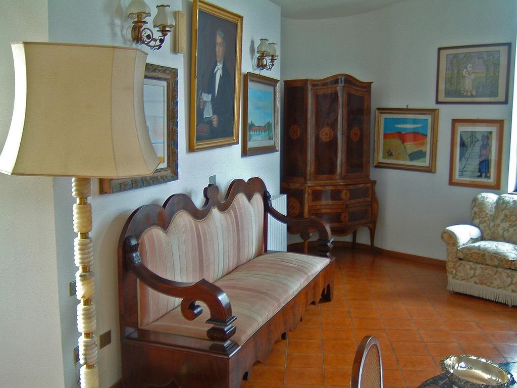 B&B Villa Napoli 바티파리아 외부 사진